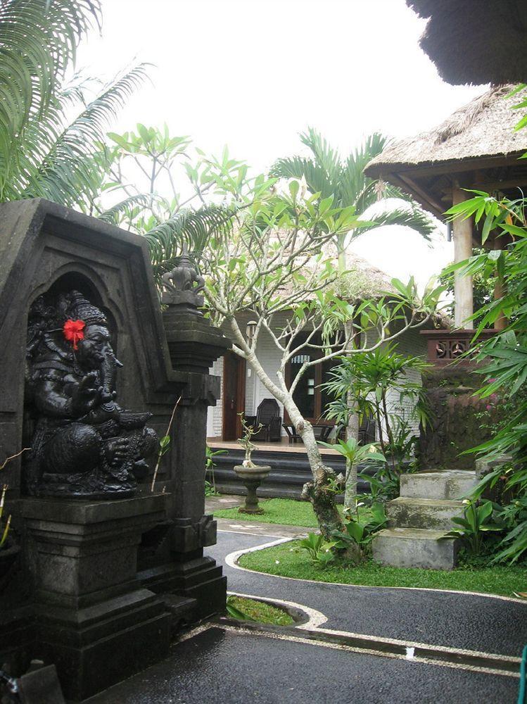 Terang Bulan Cottages Ubud Exterior foto