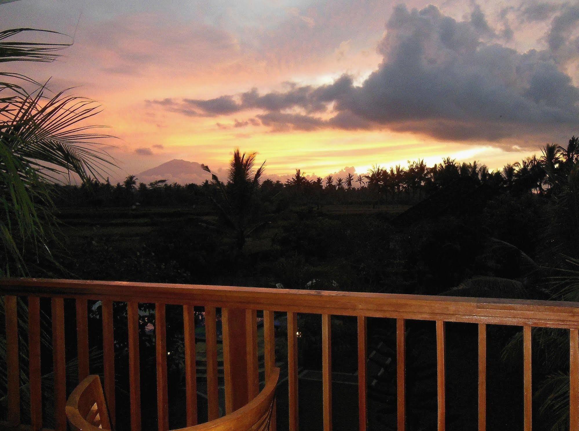 Terang Bulan Cottages Ubud Exterior foto